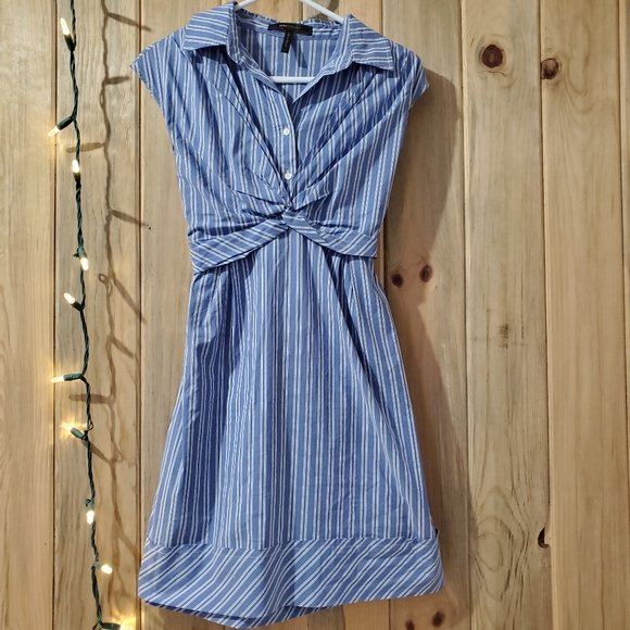 BCBGMaxAzria Dresses & Skirts - BCBGMAXAZRIA 🍀 dress